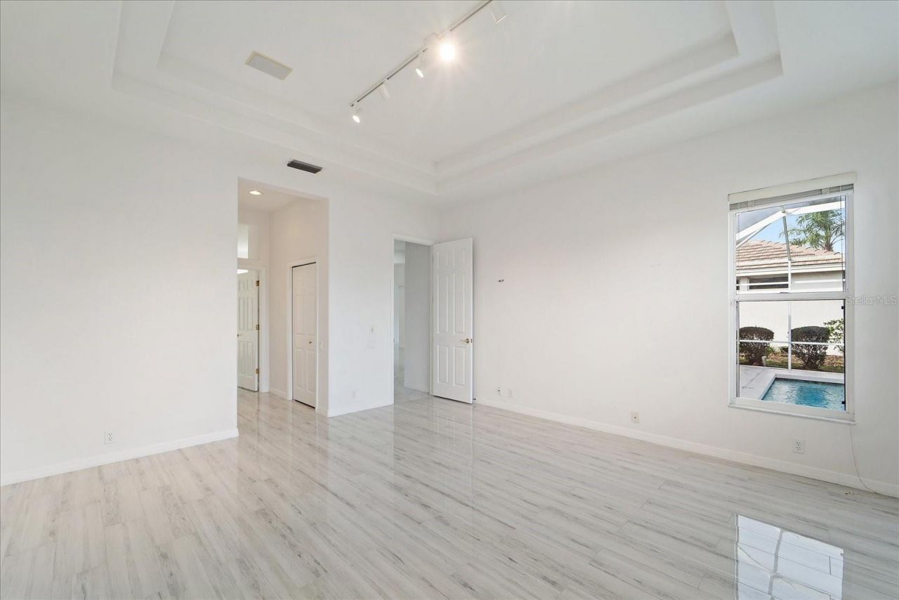 6585 Waters Edge Way, Lakewood Ranch, FL 34202 Photo