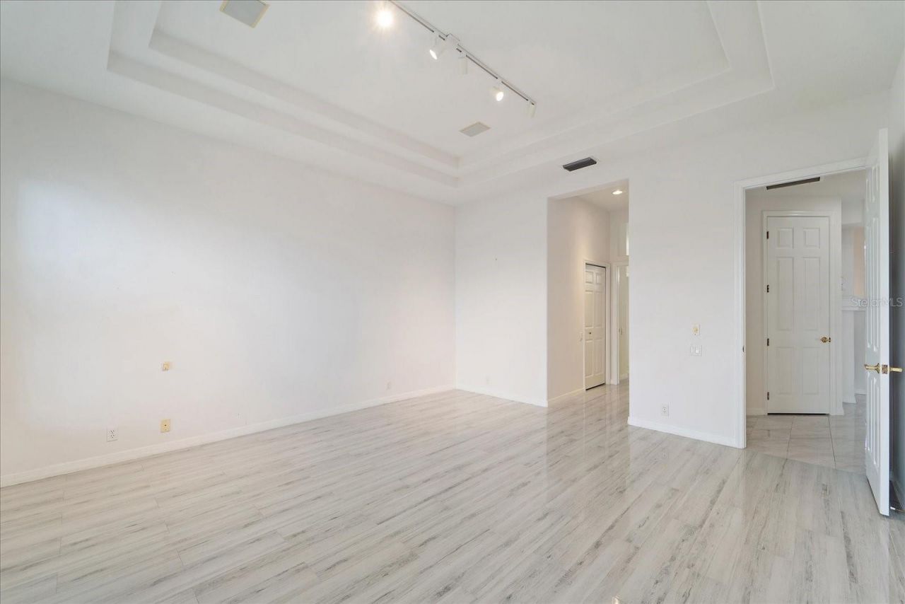 6585 Waters Edge Way, Lakewood Ranch, FL 34202 Photo