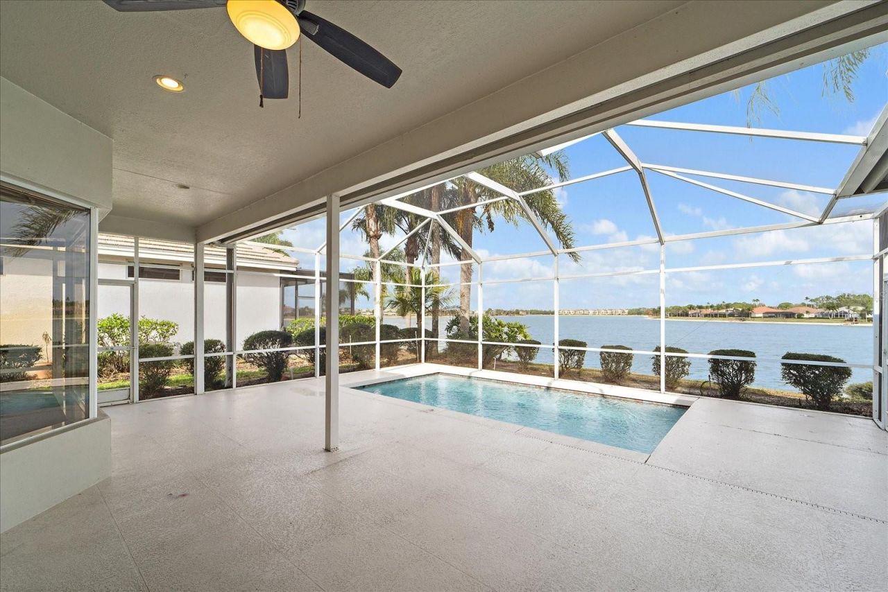 6585 Waters Edge Way, Lakewood Ranch, FL 34202 Photo