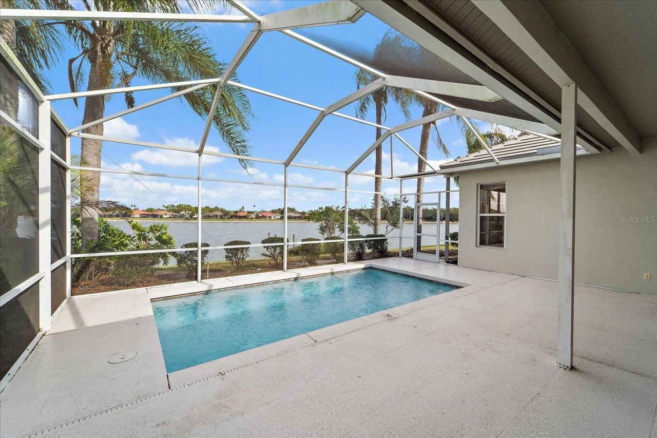 6585 Waters Edge Way, Lakewood Ranch, FL 34202 Photo