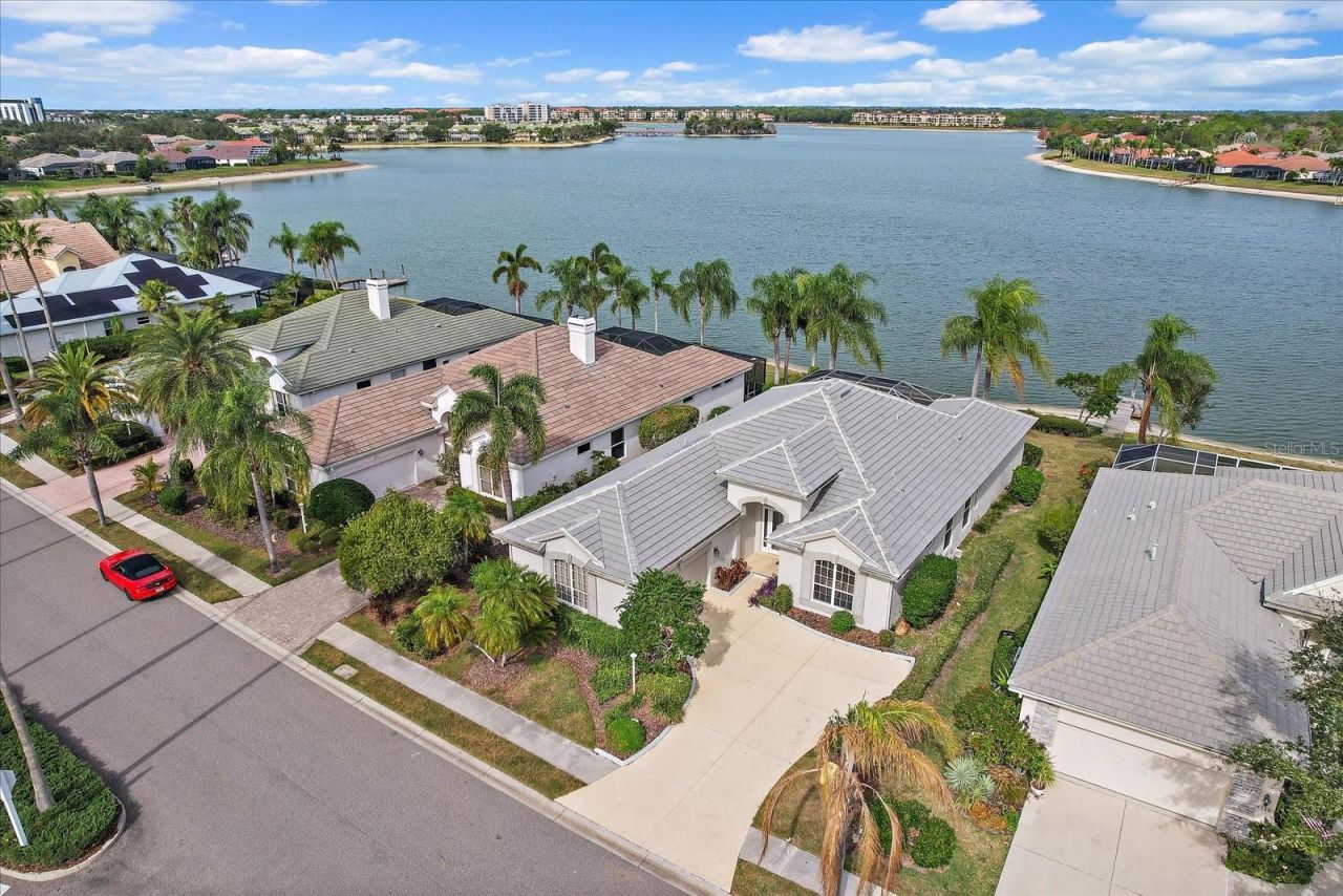 6585 Waters Edge Way, Lakewood Ranch, FL 34202 Photo