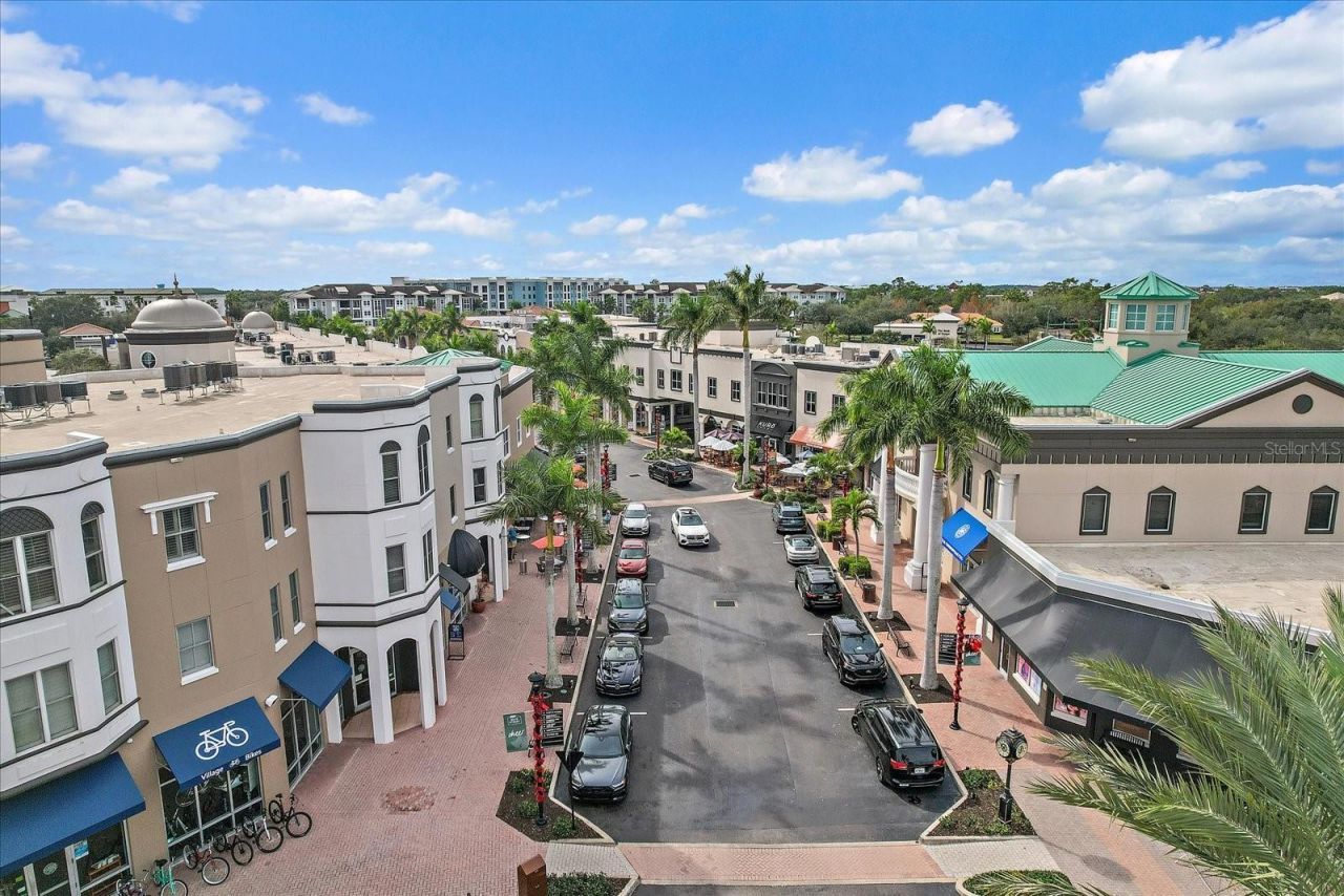 6585 Waters Edge Way, Lakewood Ranch, FL 34202 Photo