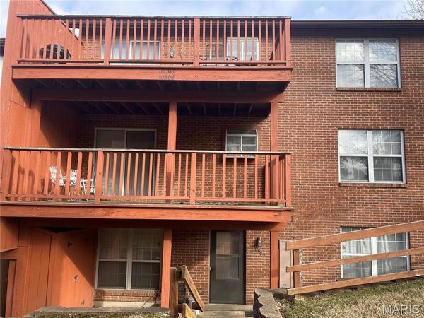 10500 Silkwood Court, St Ann, MO 63114