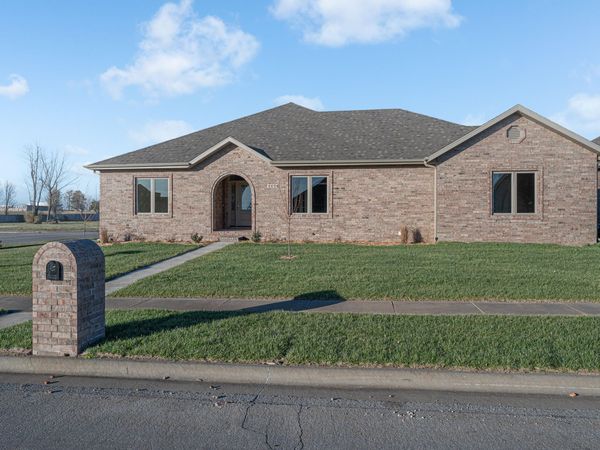 3579 W Cherokee Street, Springfield, MO 65807