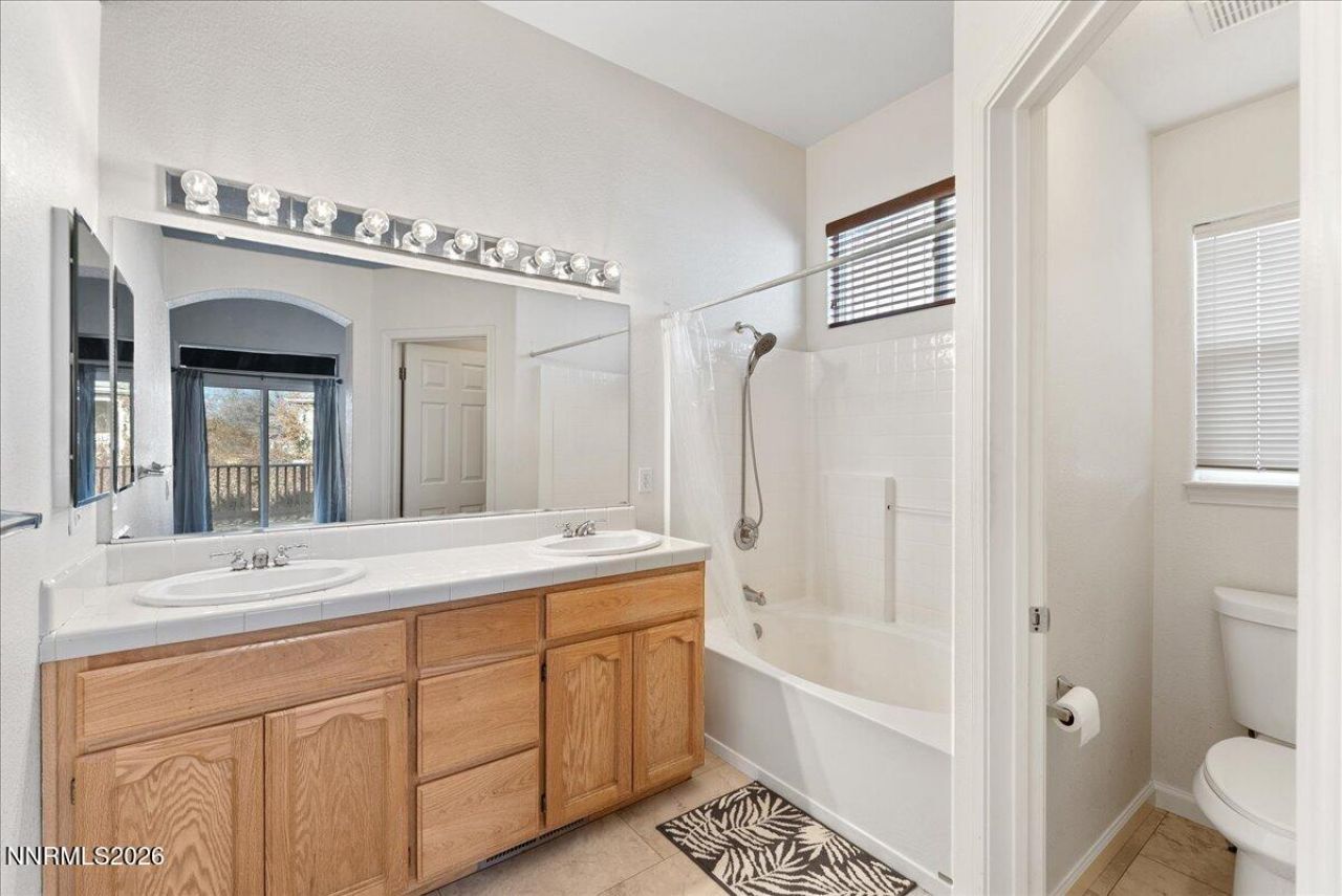 7214 Grand Island Drive, Sparks, NV 89436 Photo