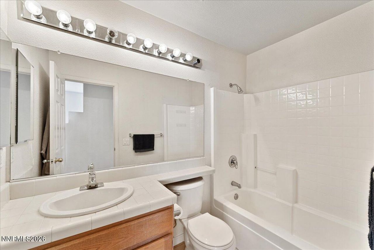 7214 Grand Island Drive, Sparks, NV 89436 Photo