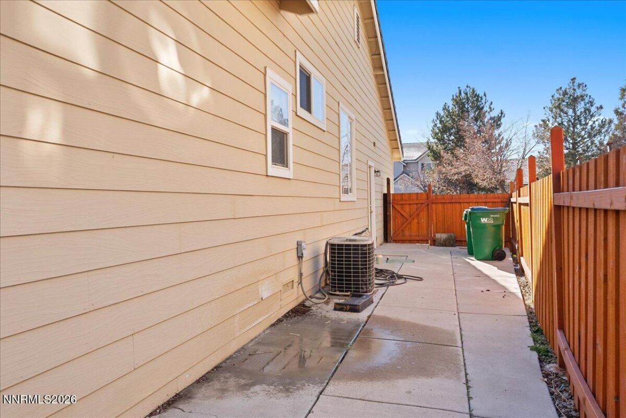 7214 Grand Island Drive, Sparks, NV 89436 Photo