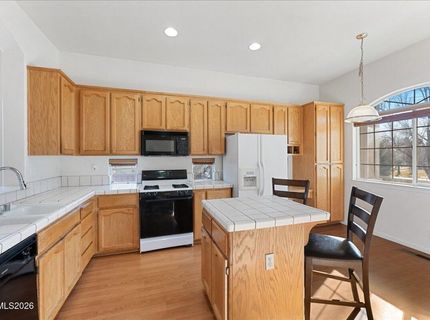 7214 Grand Island Drive, Sparks, NV 89436 Photo