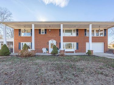 15 PAINTER ST, LURAY, VA 22835