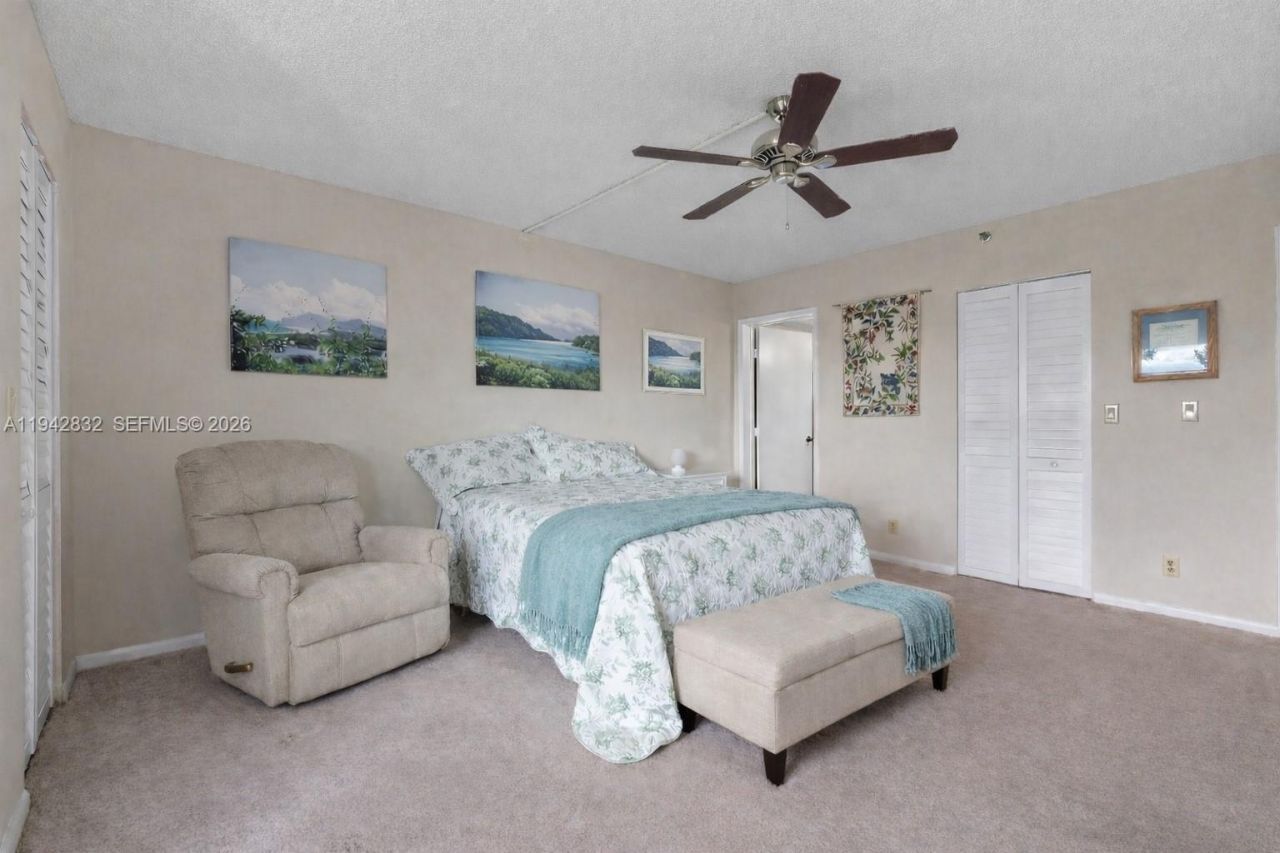 2200 S Cypress Bend Dr, Unit 406, Pompano Beach, FL 33069 Photo