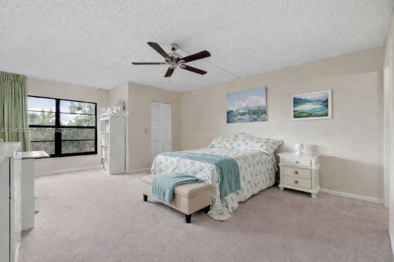 2200 S Cypress Bend Dr, Unit 406, Pompano Beach, FL 33069 Photo