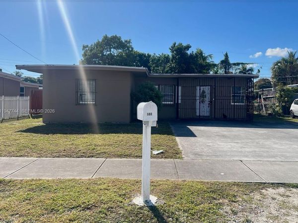 580 NW 116th Ter , Miami, FL 33168