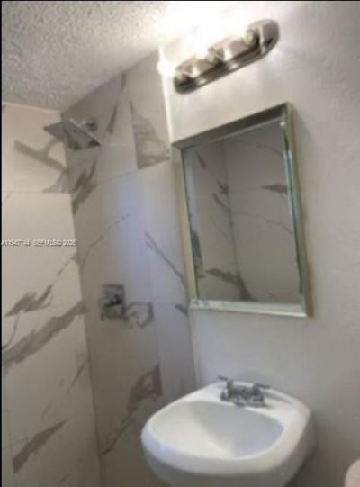 580 NW 116th Ter, Miami, FL 33168 Photo