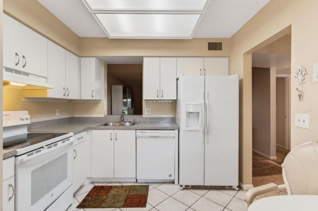 14701 Cumberland Drive, Unit 1080, Delray Beach, FL 33446 Photo
