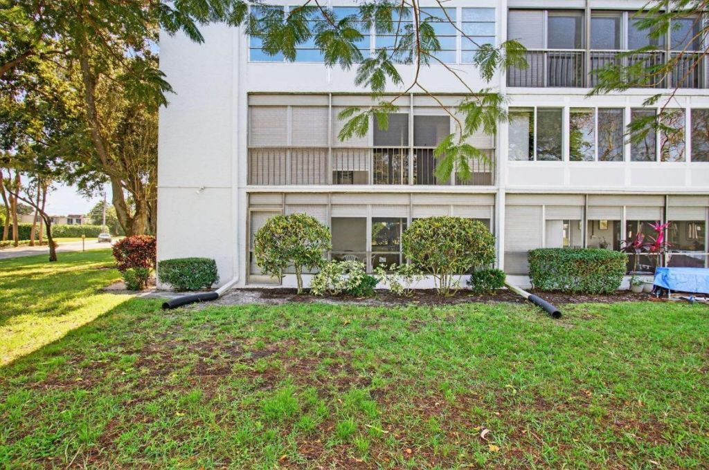 14701 Cumberland Drive, Unit 1080, Delray Beach, FL 33446 Photo