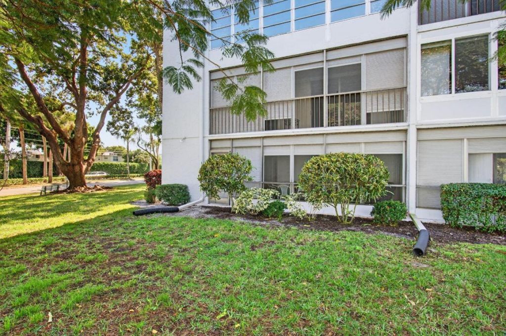 14701 Cumberland Drive, Unit 1080, Delray Beach, FL 33446 Photo
