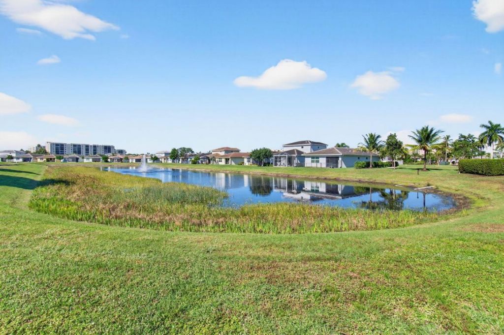 14701 Cumberland Drive, Unit 1080, Delray Beach, FL 33446 Photo