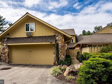 1256 ROUND HILL ROAD, BRYN MAWR, PA 19010