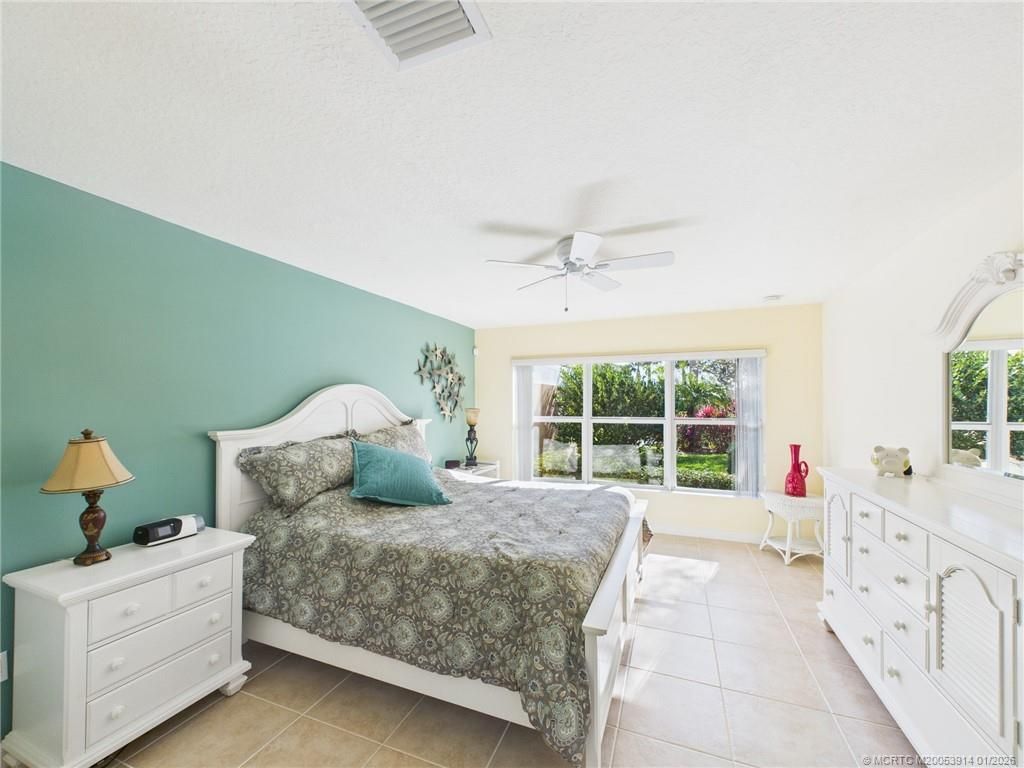 5315 NW Dominica Street, Vero Beach, FL 32967 Photo
