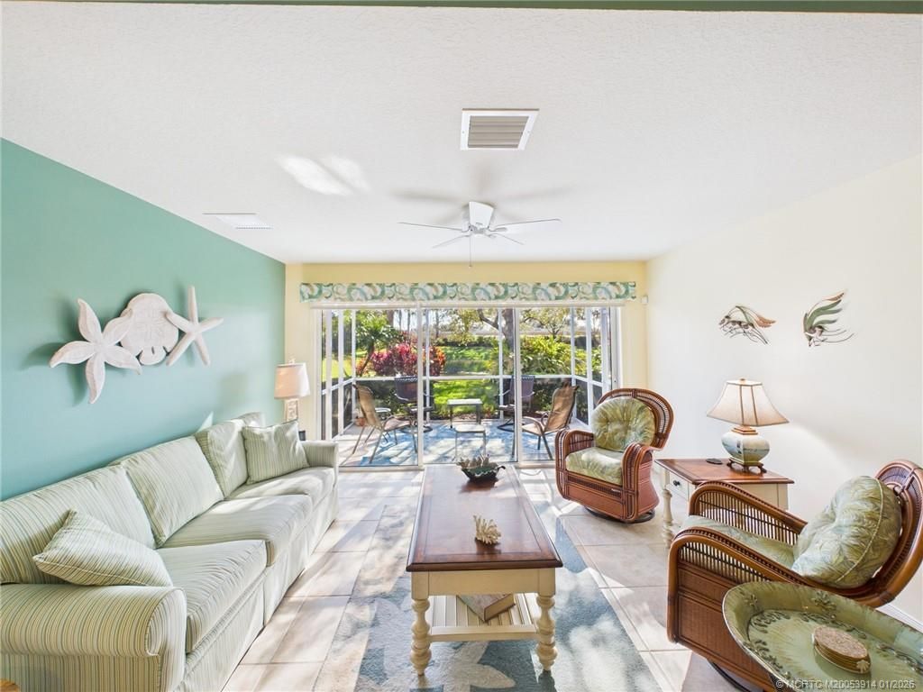 5315 NW Dominica Street, Vero Beach, FL 32967 Photo