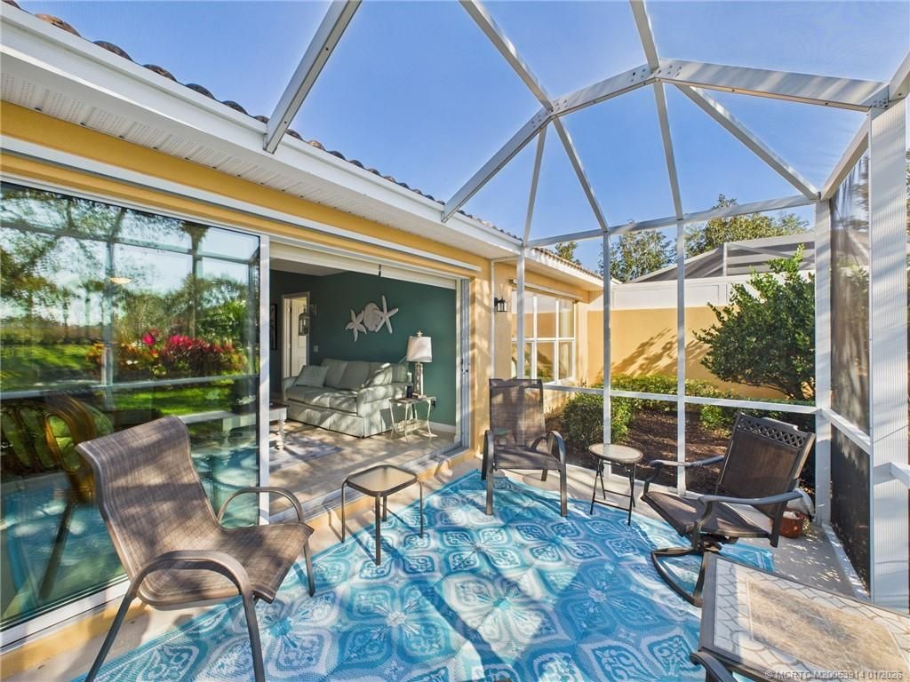 5315 NW Dominica Street, Vero Beach, FL 32967 Photo