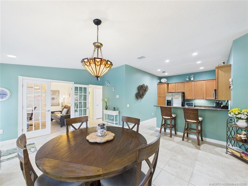 5315 NW Dominica Street, Vero Beach, FL 32967 Photo