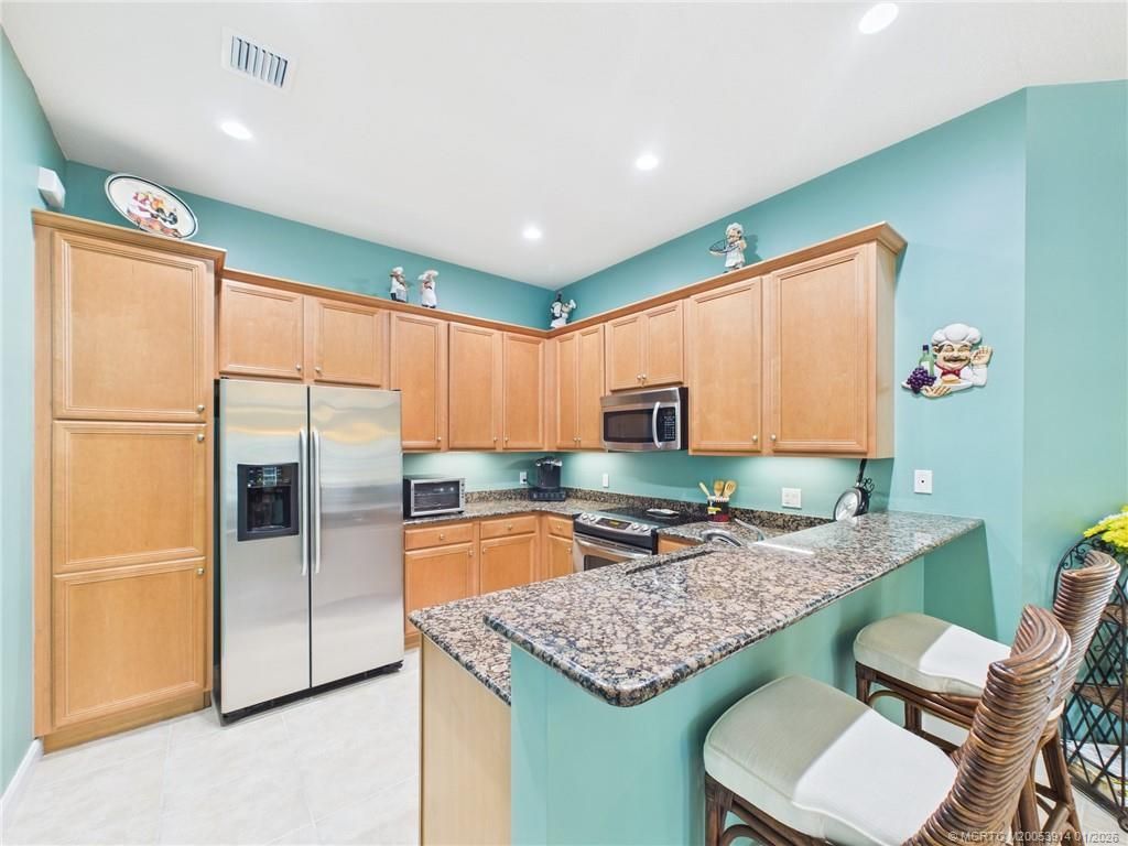 5315 NW Dominica Street, Vero Beach, FL 32967 Photo