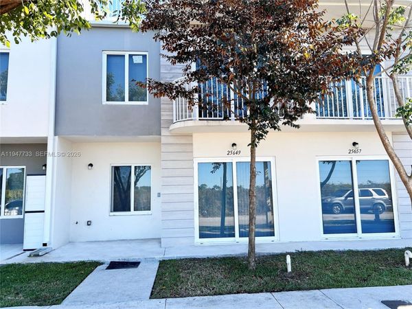 25649 SW 144th Ave, Homestead, FL 33032