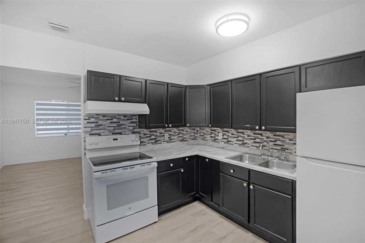 2530 SW 16th Ter, Unit 1, Miami, FL 33145 Photo