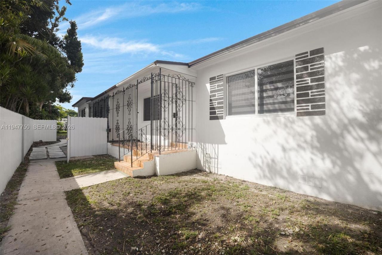 2530 SW 16th Ter, Unit 1, Miami, FL 33145 Photo