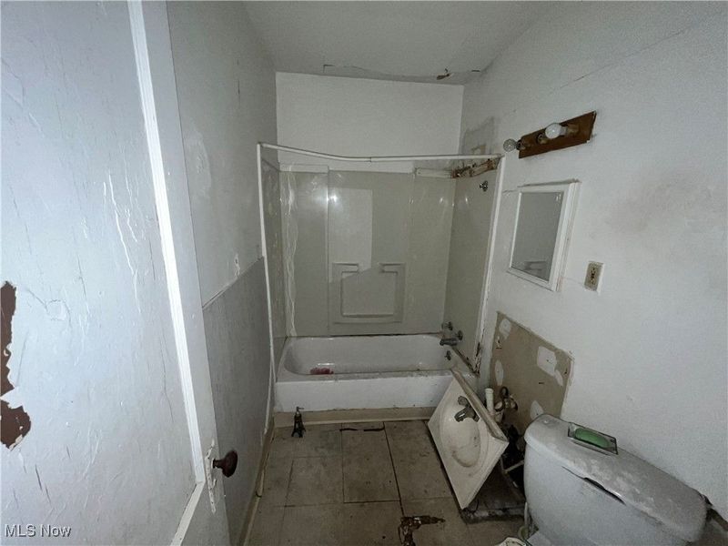 3474 E 145th Street, Cleveland, OH 44120 Photo 12