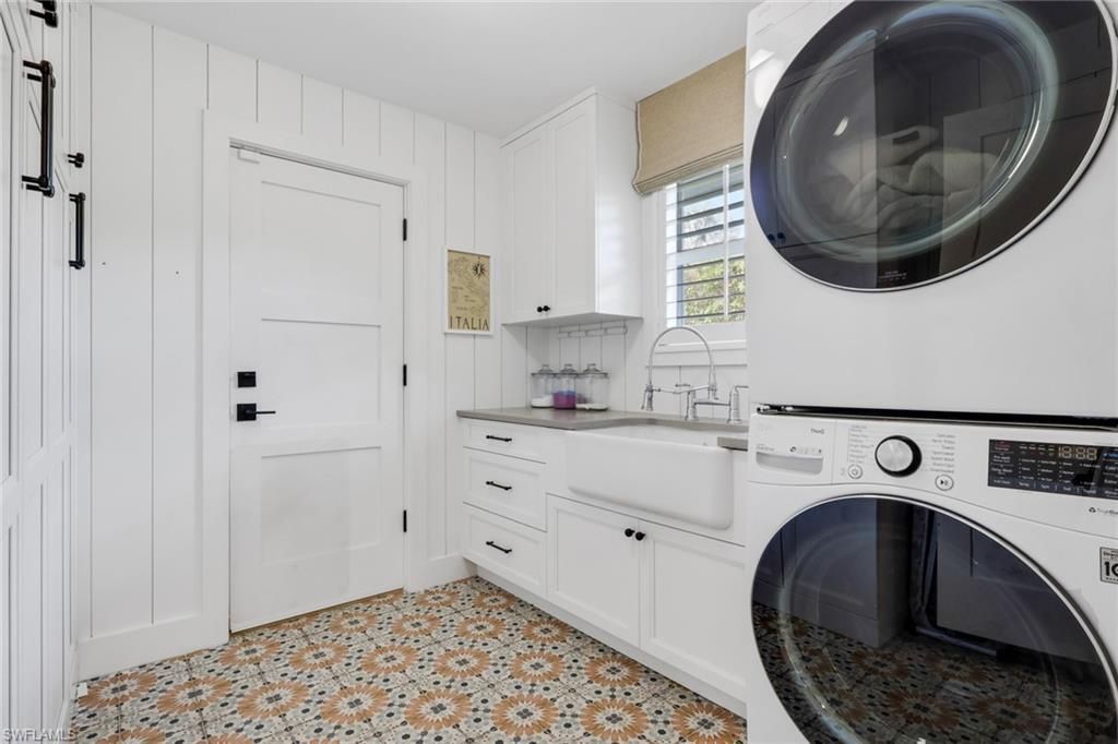 695 Regatta Rd S, Naples, FL 34103 Photo