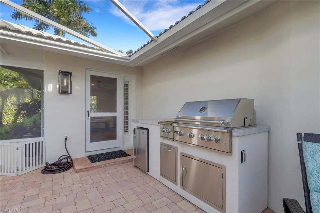 695 Regatta Rd S, Naples, FL 34103 Photo