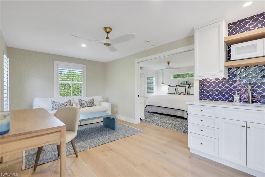 695 Regatta Rd S, Naples, FL 34103 Photo