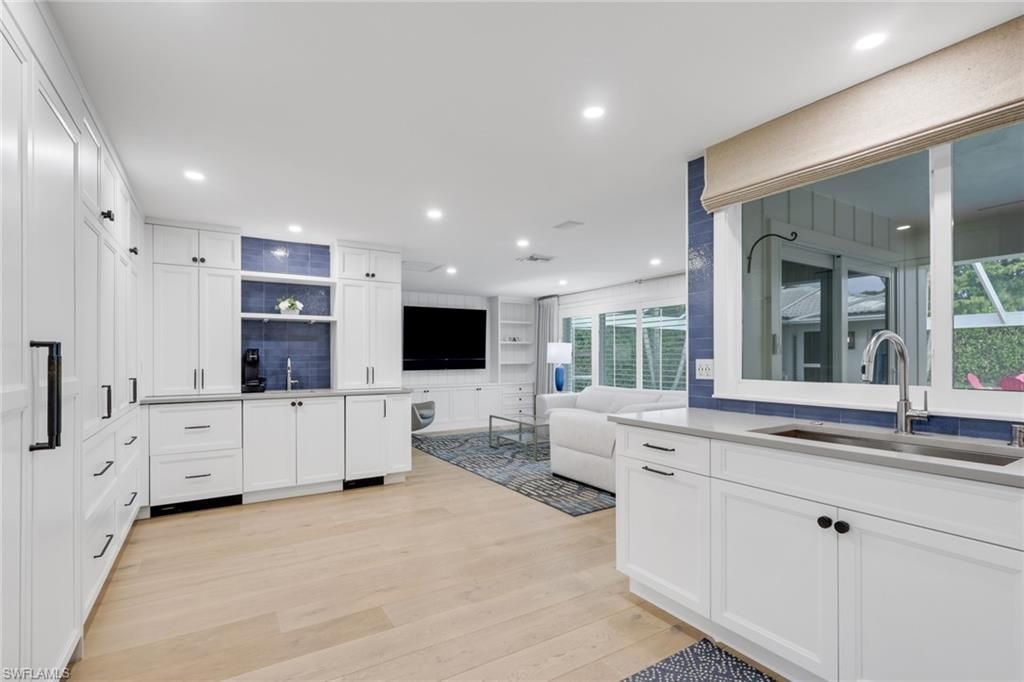 695 Regatta Rd S, Naples, FL 34103 Photo