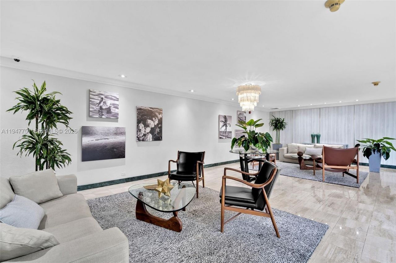 1408 Brickell Bay Dr, Unit 1206, Miami, FL 33131 Photo