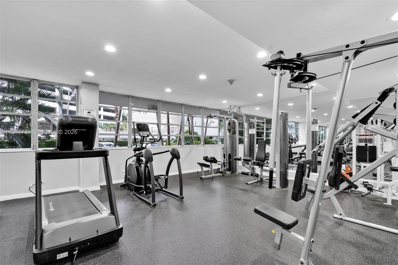 1408 Brickell Bay Dr, Unit 1206, Miami, FL 33131 Photo