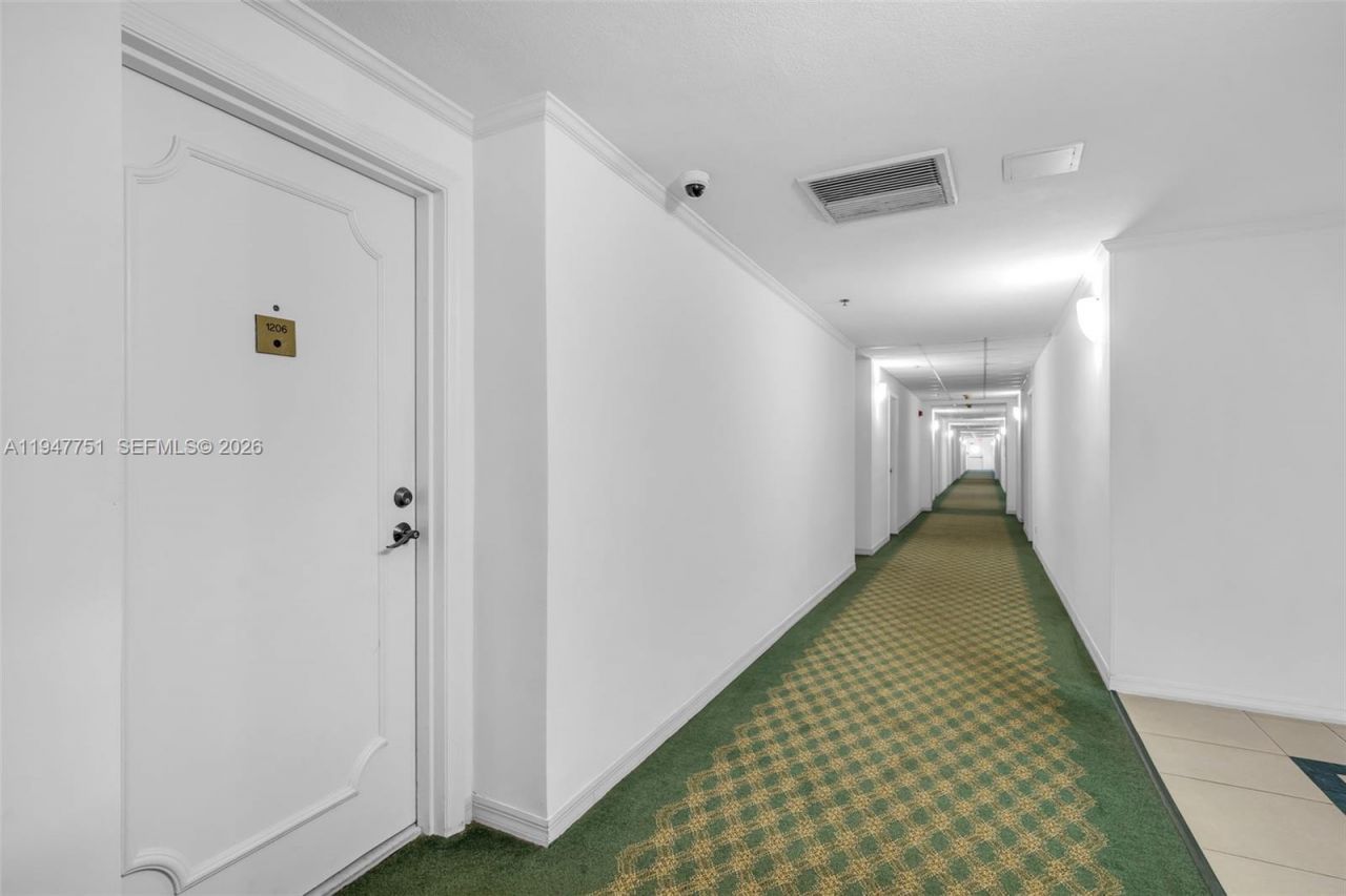 1408 Brickell Bay Dr, Unit 1206, Miami, FL 33131 Photo