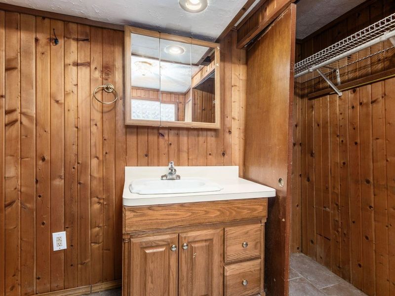 3622 Alpena Road, Columbus, OH 43232 Photo 14