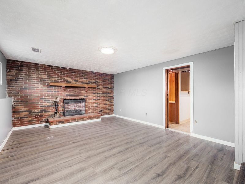 3622 Alpena Road, Columbus, OH 43232 Photo 15