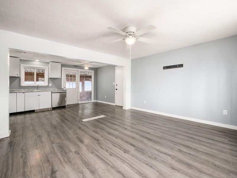 3622 Alpena Road, Columbus, OH 43232 Photo 3