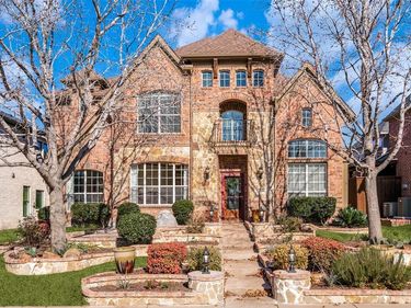 2344 Chenault Drive, Frisco, TX 75033