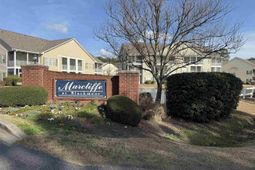 5888 Longwood Dr. photo 4