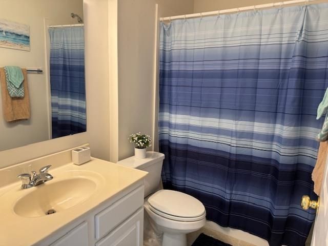 5888 Longwood Dr. Photo 24