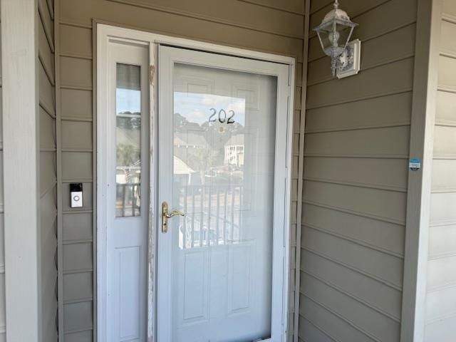 5888 Longwood Dr. Photo 29