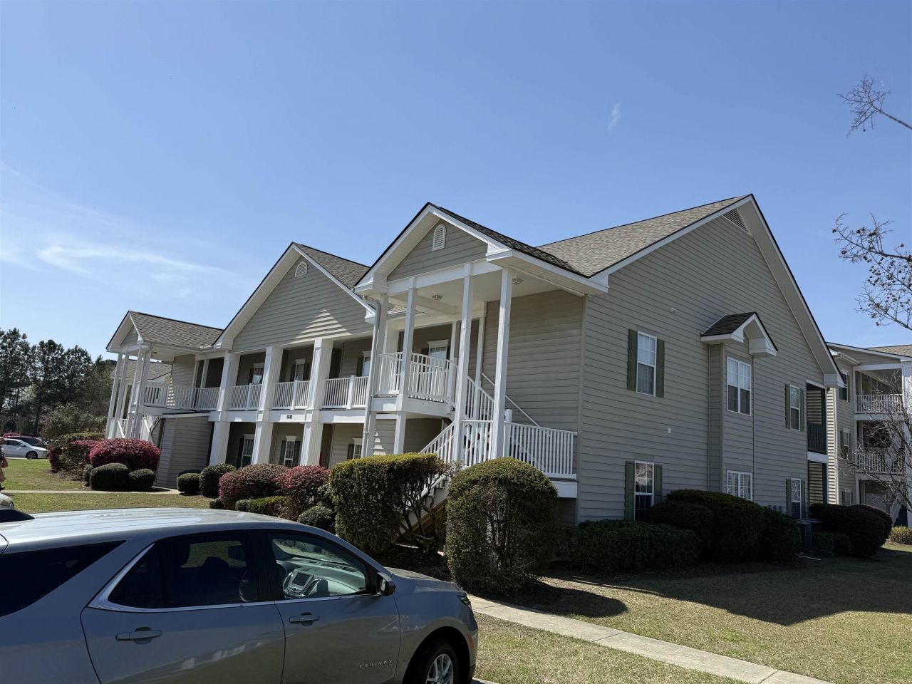 5888 Longwood Dr. Photo 39