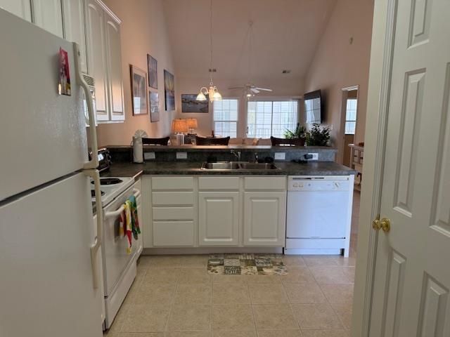 5888 Longwood Dr. Photo 9