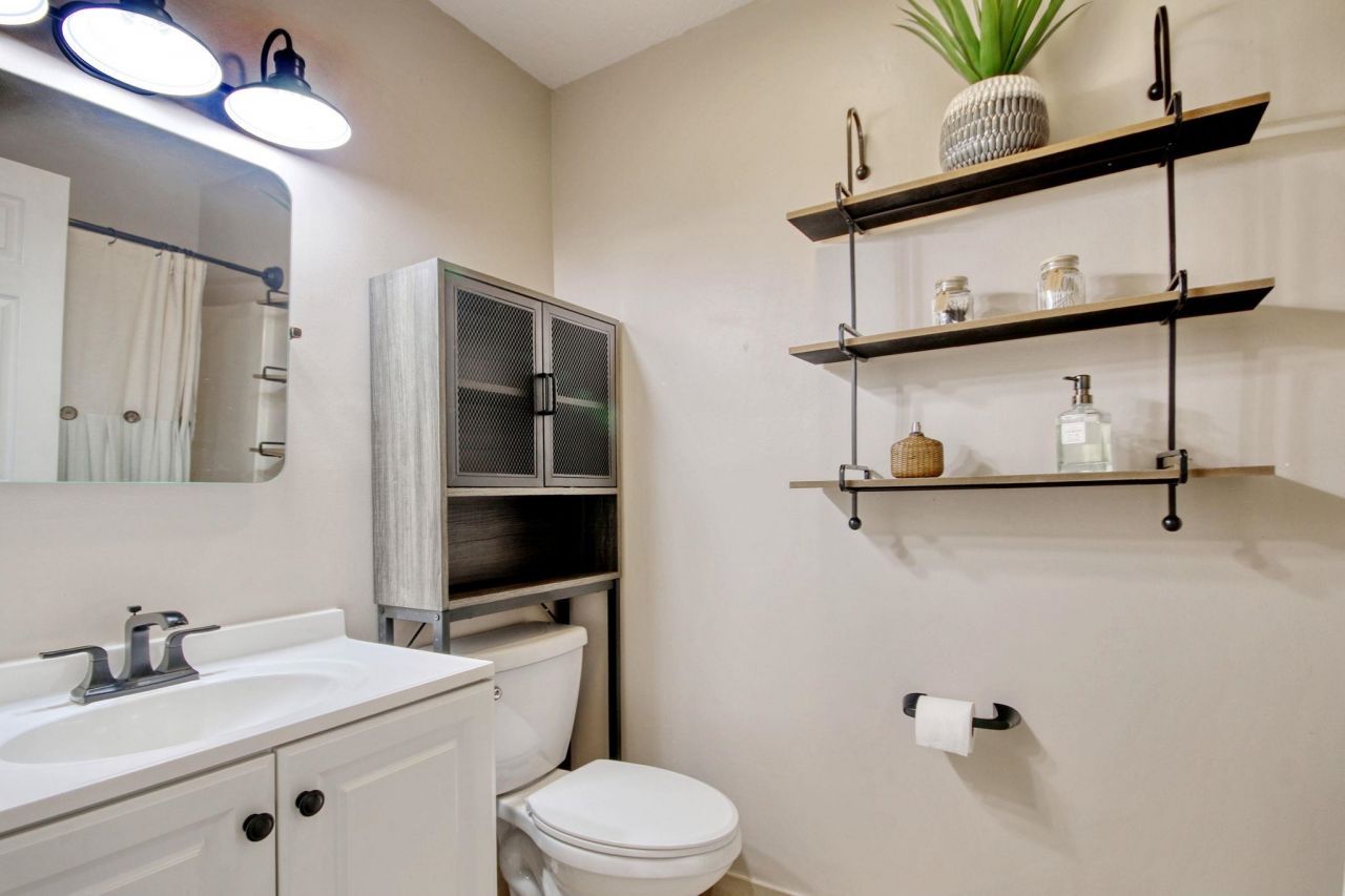 4637 Lightkeepers Way Photo 14