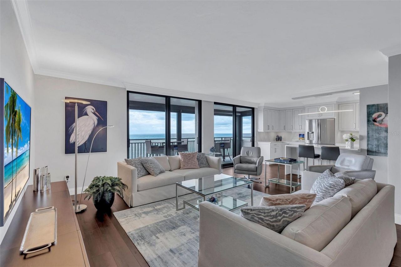 4822 Ocean Boulevard, Unit 9A, Siesta Key, FL 34242 Photo