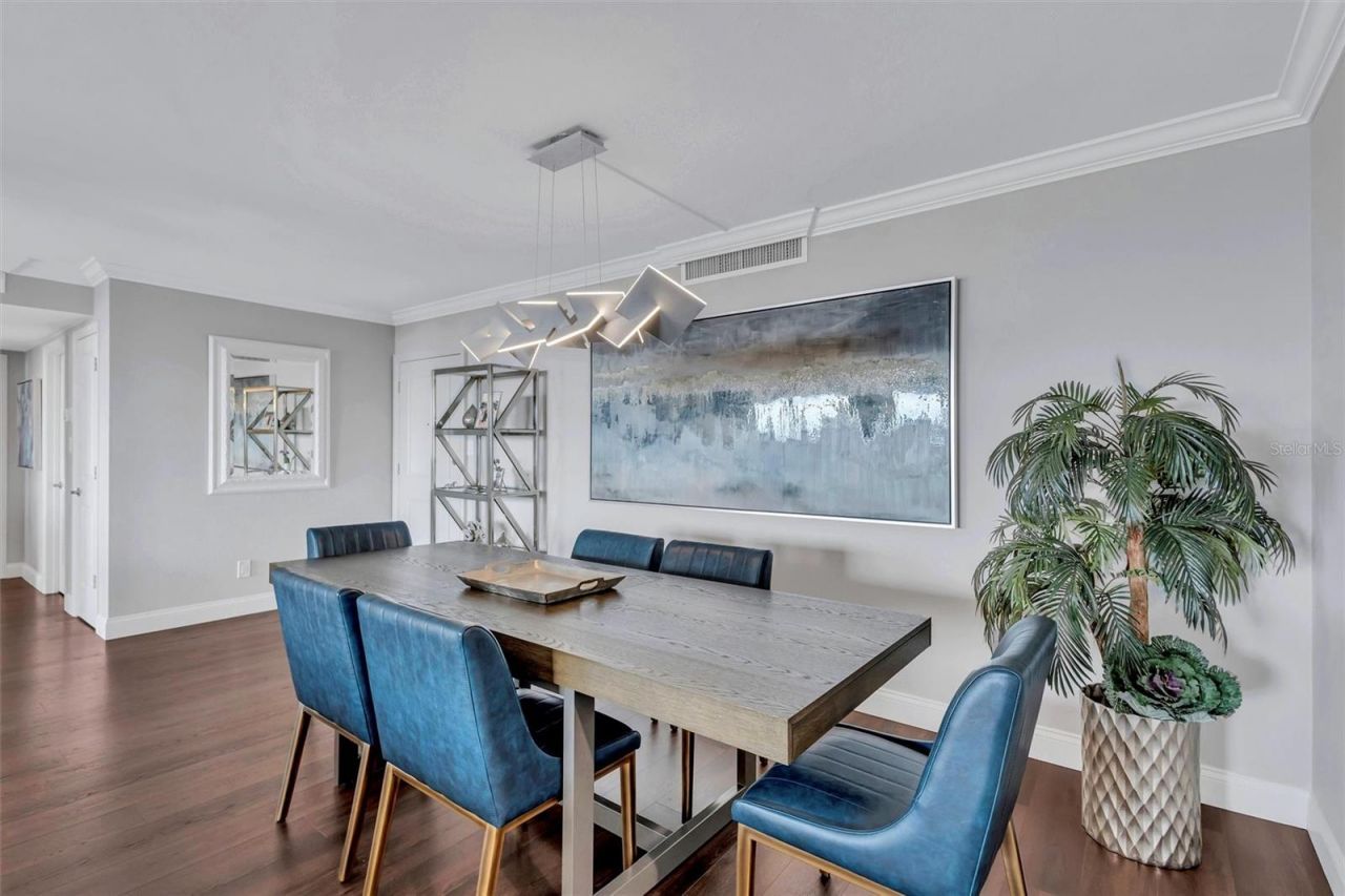 4822 Ocean Boulevard, Unit 9A, Siesta Key, FL 34242 Photo